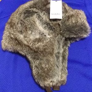 Mens or women's fake fur hat